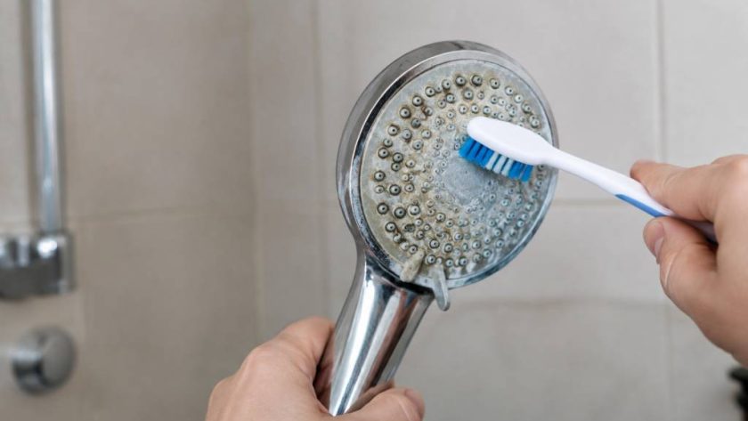Comment détartrer un pommeau de douche efficacement ?